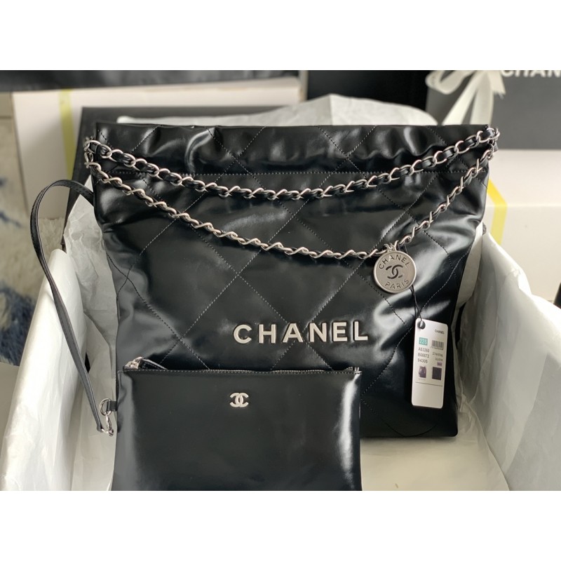 CHANEL 22 SMALL HANDBAG Black