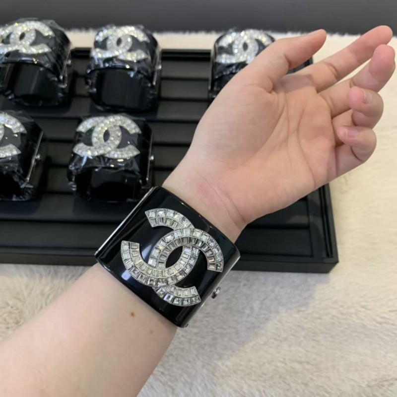 Elegant Chanel Black Cuff Bracelet with Crystal Detailing