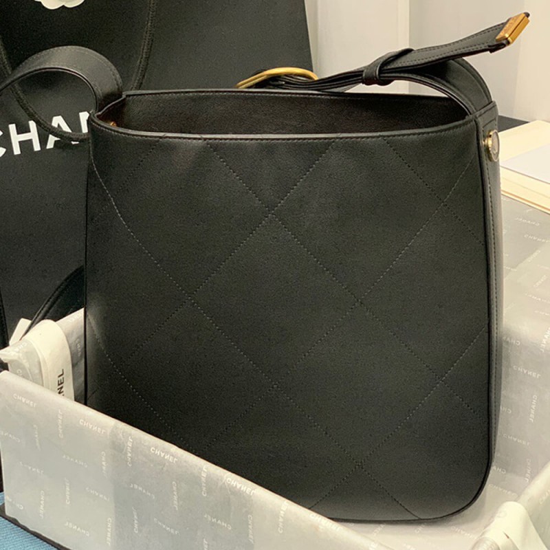 CHANEL HOBO HANDBAG