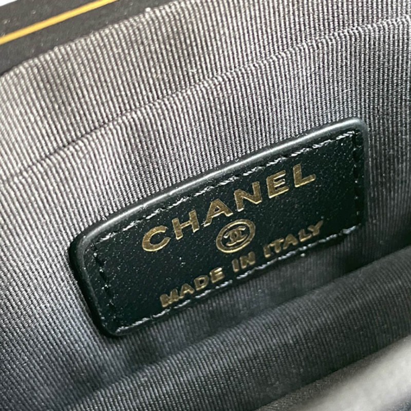 CHANEL MINI WALLET ON CHAIN