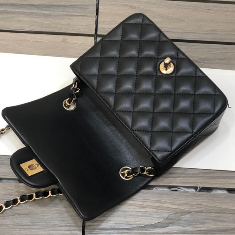 CHANEL MINI FLAP BAG