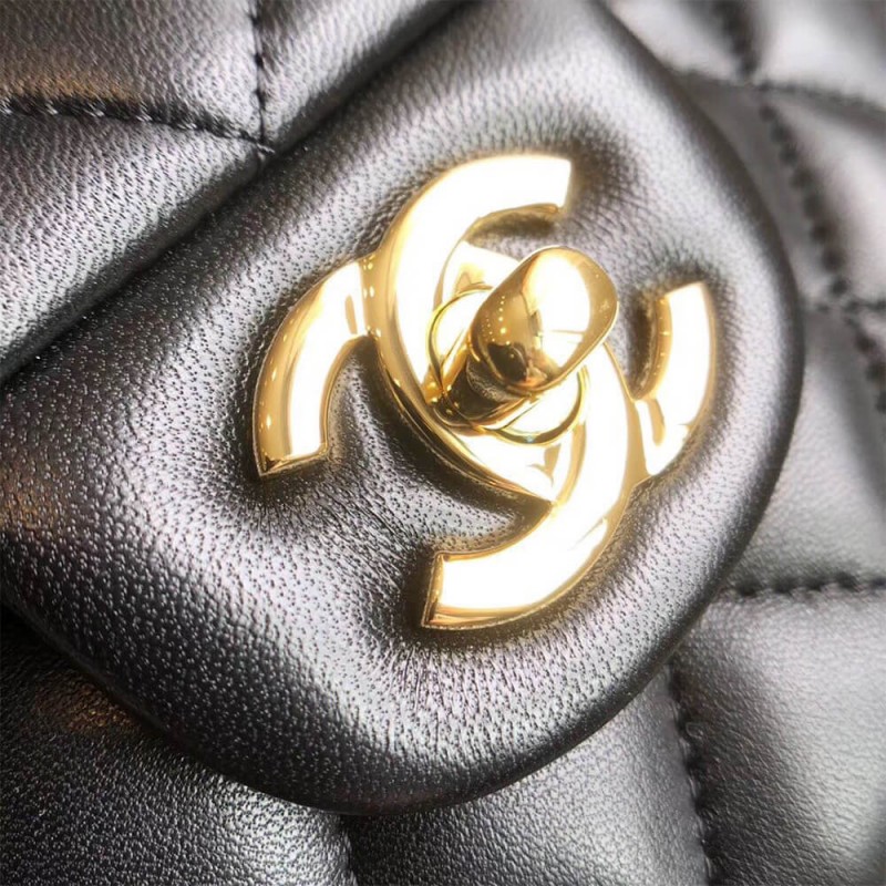 CHANEL SMALL CLASSIC HANDBAG