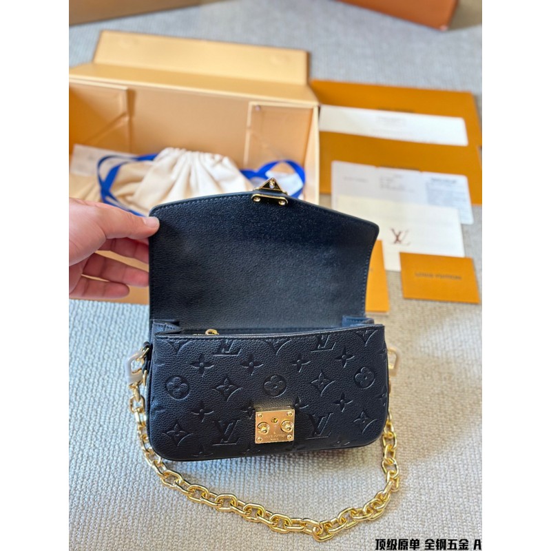 Louis Vuitton Pochette Metis East west  Mini 