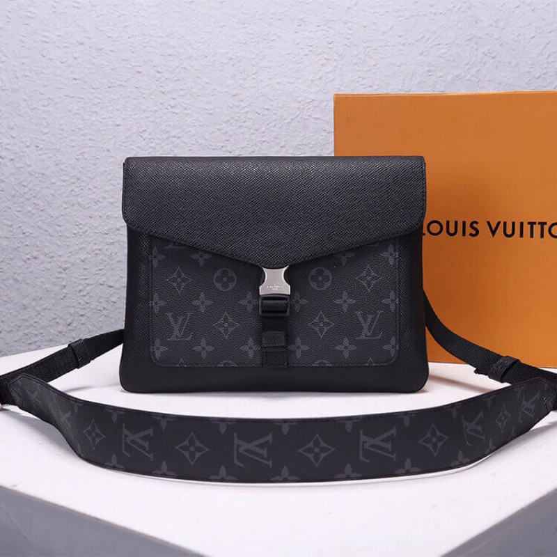 Louis Vuitton LV Outdoor Flap Messenger