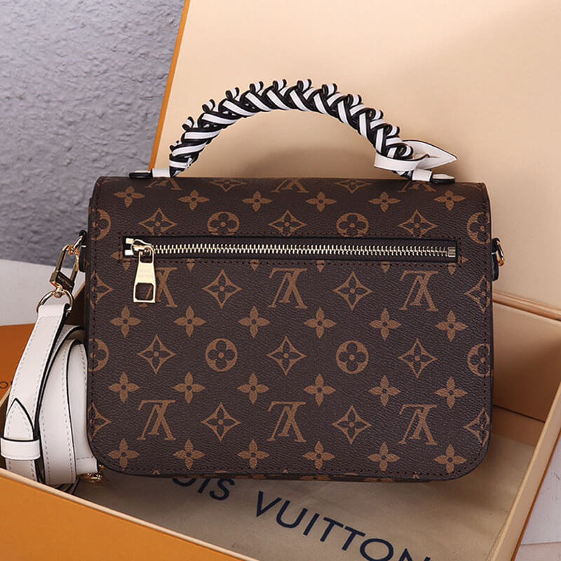 Louis Vuitton LV Pochette Metis Handbag