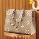 Louis Vuitton LV ONTHEGO MM