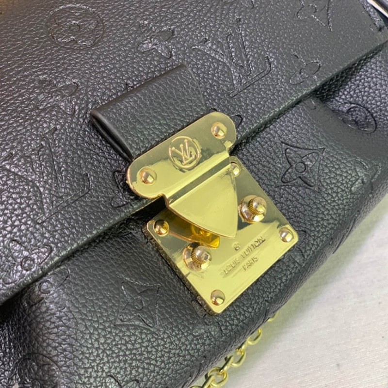 Louis Vuitton LV FAVORITE