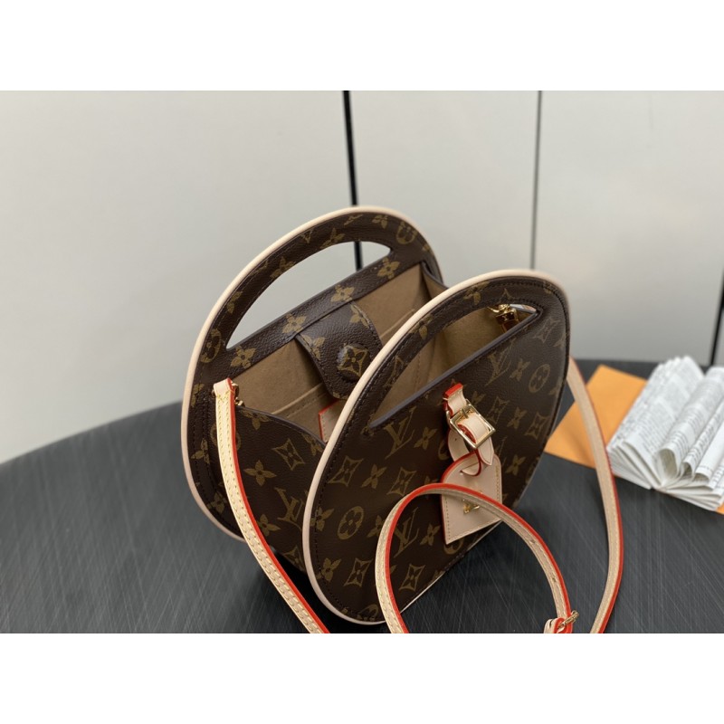 LOUIS VUITTON Around Me PM M47117