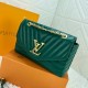 Louis Vuitton LV NEW WAVE CHAIN BAG