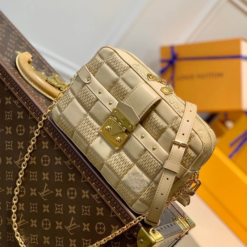 Louis Vuitton TROCA MM