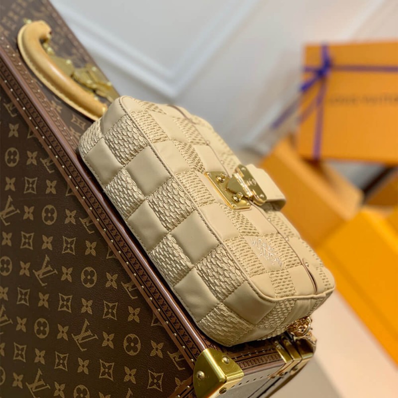 Louis Vuitton TROCA MM