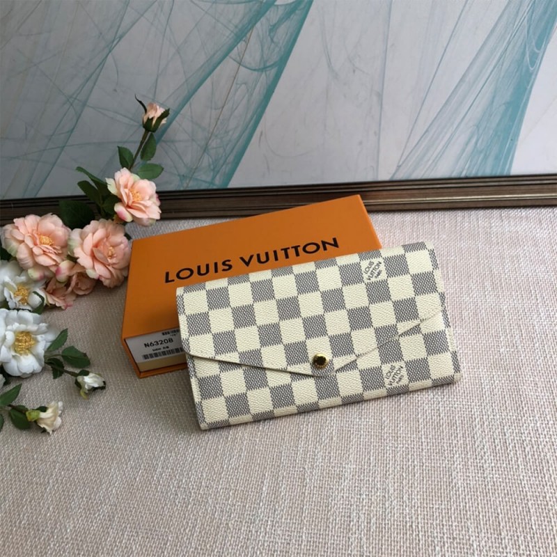 Louis Vuitton Louis Vuitton Sarah Wallet