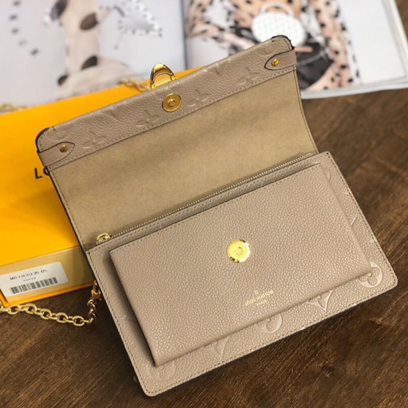 Louis Vuitton Louis Vuitton VAVIN CHAIN WALLET