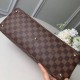 Louis Vuitton LV RIVERSIDE