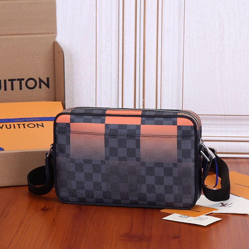 Louis Vuitton LV Alpha Messenger