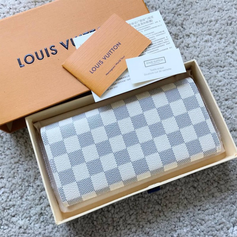 Louis Vuitton Louis Vuitton Emilie Wallet